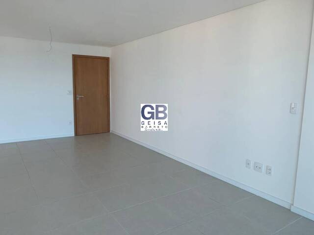 #20 - Apartamento para Venda em Recife - PE