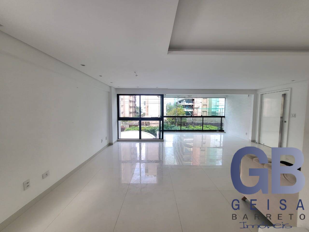 Apartamento, 3 quartos, 135 m² - Foto 2