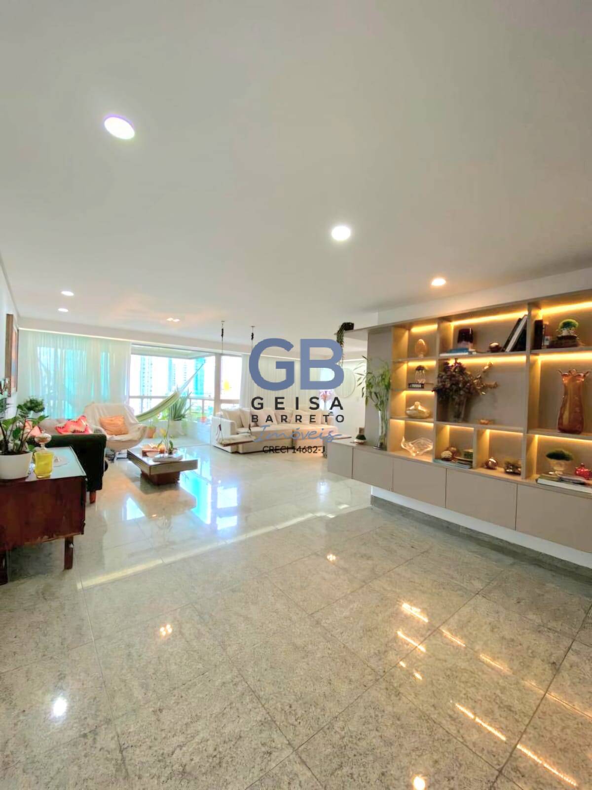 Apartamento, 4 quartos, 189 m² - Foto 2